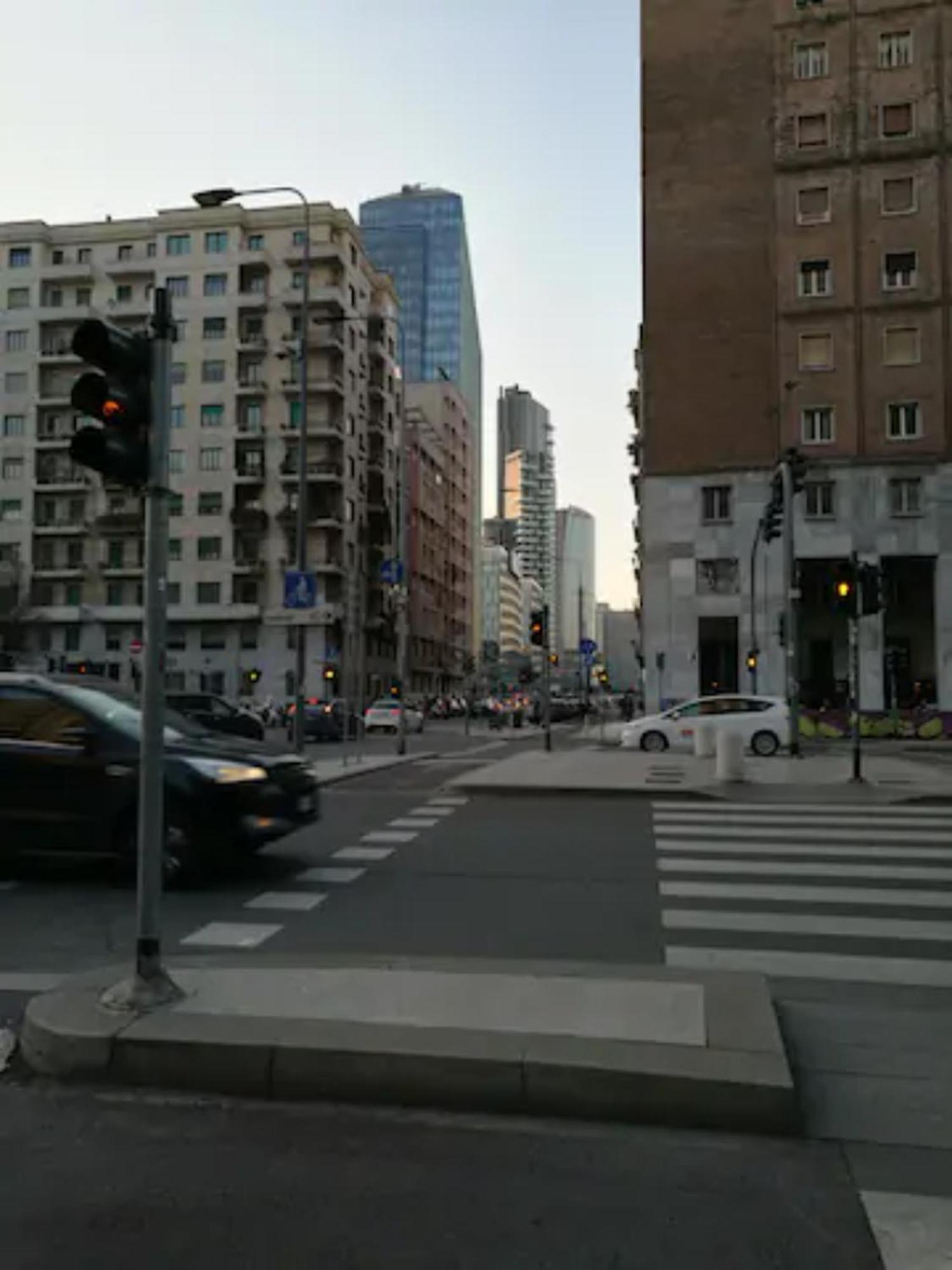 Suite Mm3/Repubblica A 5 Minuti Dal Duomo Milán Exterior foto